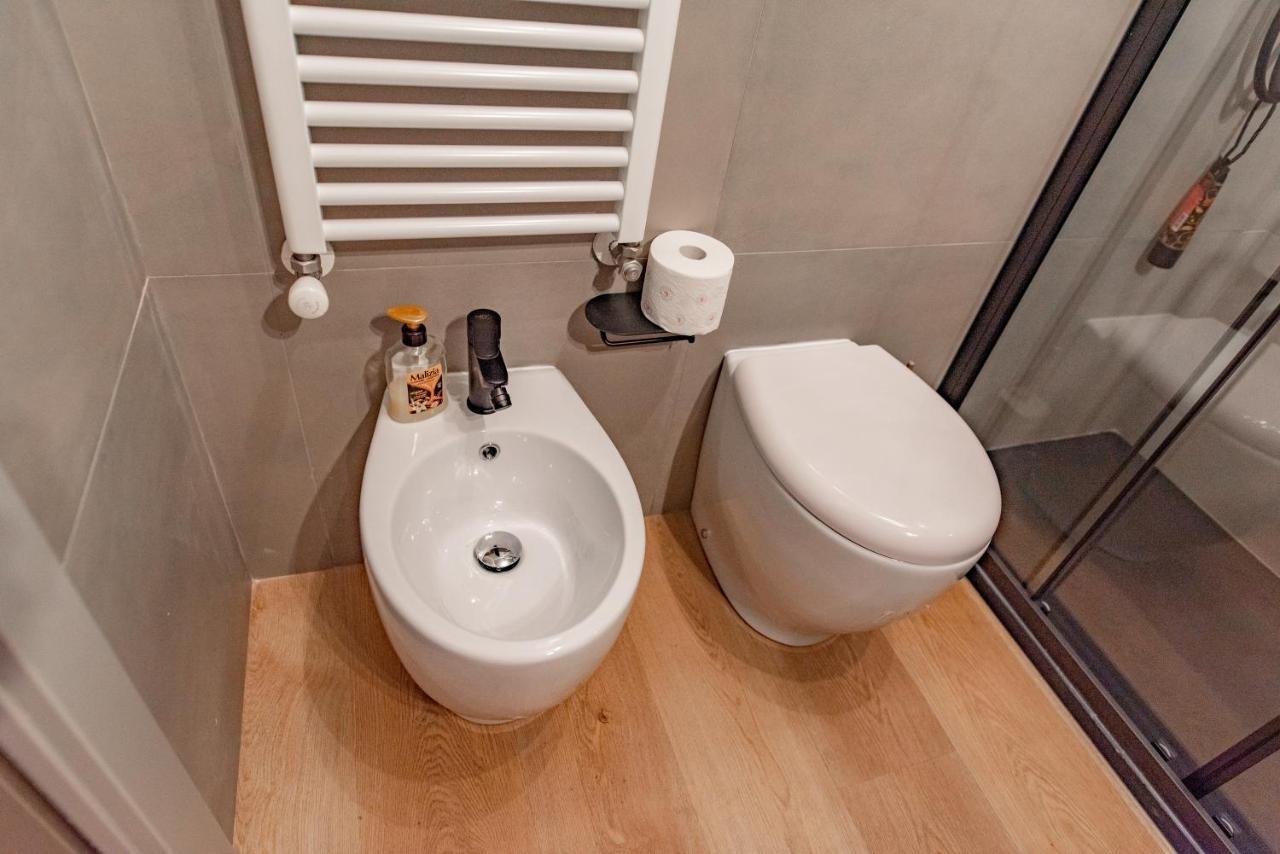 Oggi Ti Porto A Torino By Happyhostorino Appartement Buitenkant foto